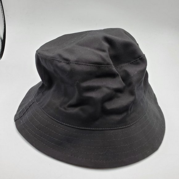 Burberry London Check reversible Bucket Hat (Black) (UNISEX) main image 7